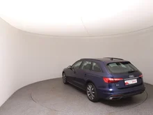 Audi A4 Avant 35 TDI in navarrablau metallic