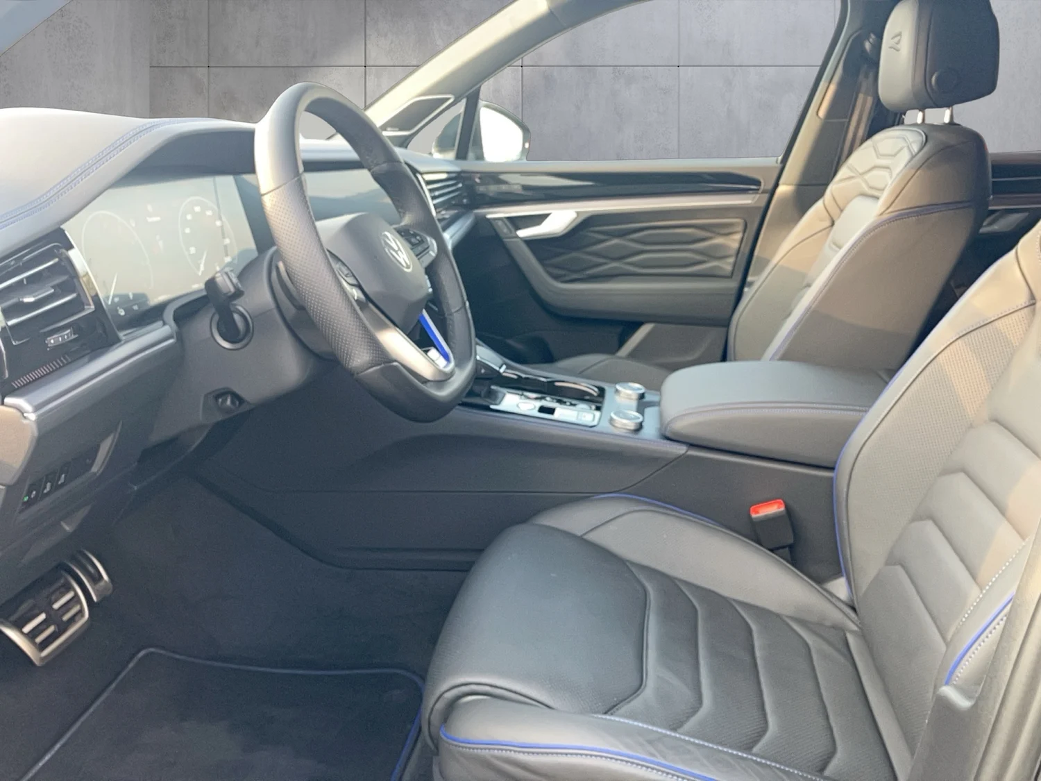 Bild eines VW Touareg R eHybrid TSI 4MOTION