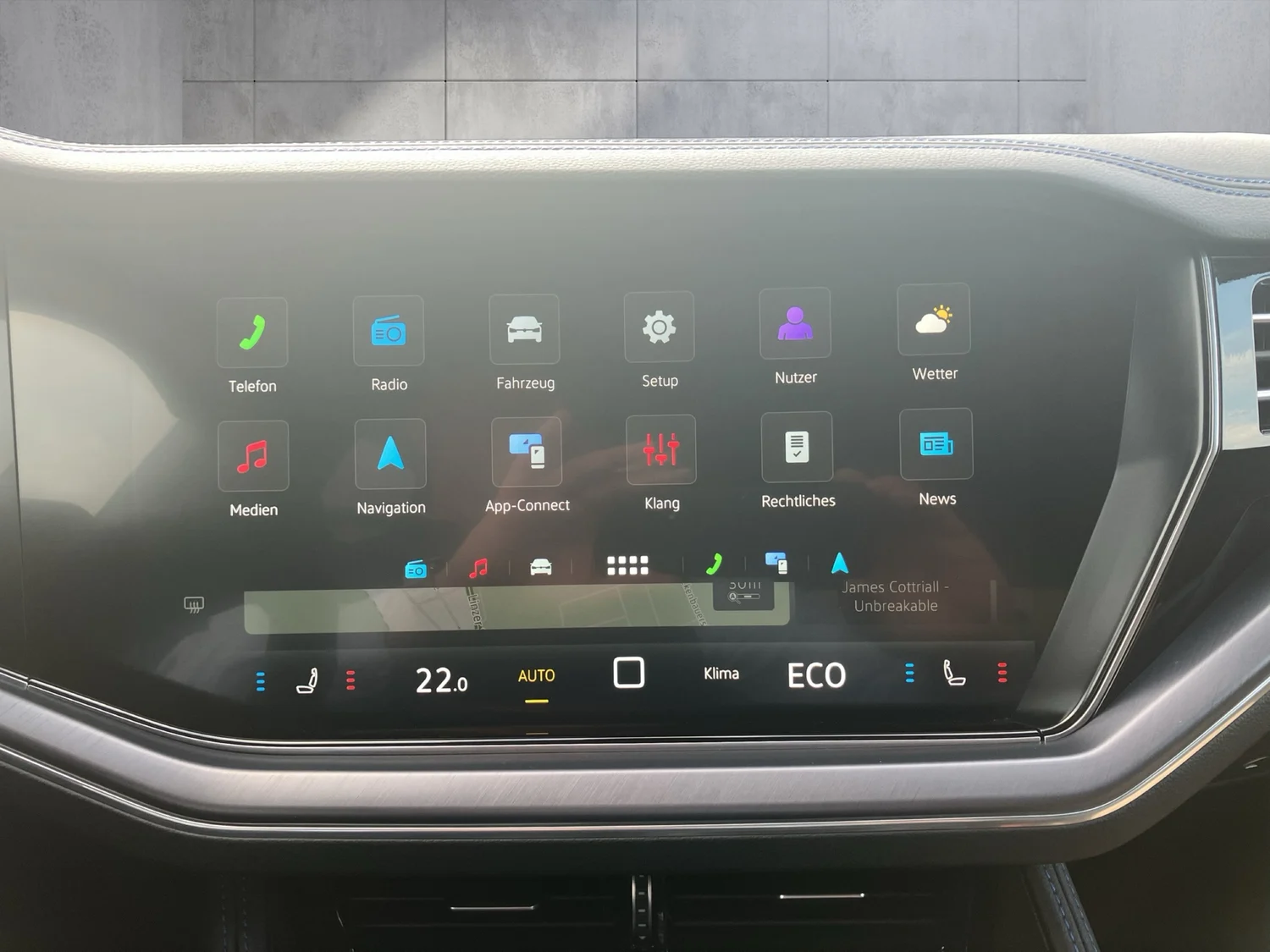 Bild eines VW Touareg R eHybrid TSI 4MOTION