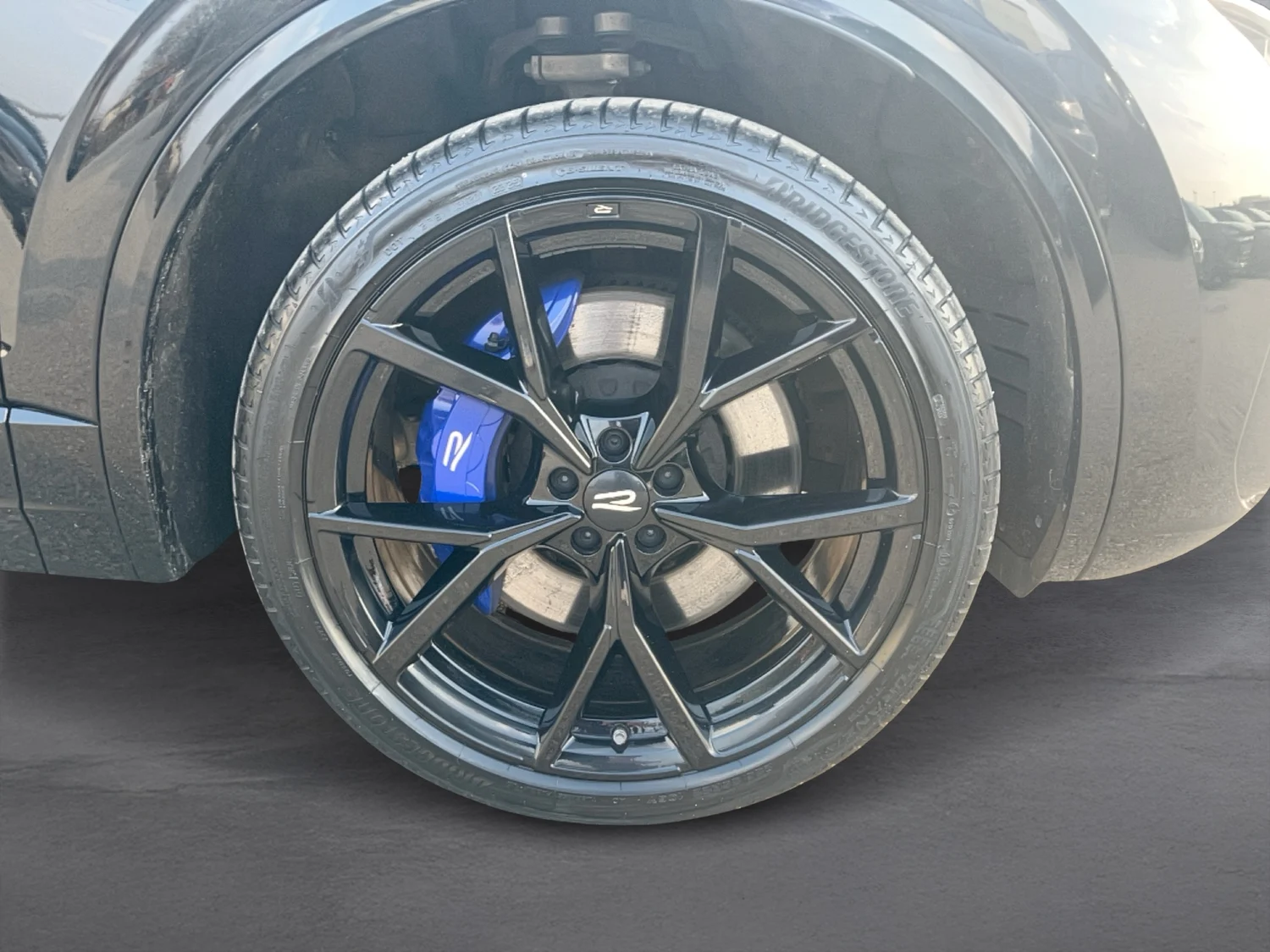 Bild eines VW Touareg R eHybrid TSI 4MOTION