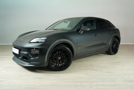 Porsche Macan 4