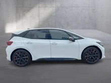 CUPRA Born PLUS 58/61 140kW/190PS in Nevada-Weiß Metallic