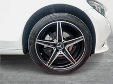 Mercedes C T-Modell C 220 d 4Matic in Polarweiß