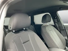 Audi A4 Avant 40 TFSI quattro advanced in Mythosschwarz Metallic