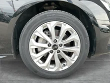 Audi A4 Avant 40 TFSI quattro advanced in Mythosschwarz Metallic