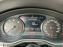 Audi A4 Avant 40 TFSI quattro advanced in Mythosschwarz Metallic