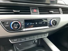 Audi A4 Avant 40 TFSI quattro advanced in Mythosschwarz Metallic