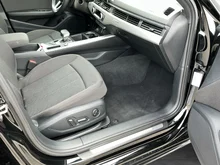 Audi A4 Avant 40 TFSI quattro advanced in Mythosschwarz Metallic