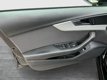 Audi A4 Avant 40 TFSI quattro advanced in Mythosschwarz Metallic