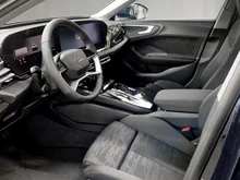 Audi A5 Limousine e-hybrid quattro 220 kW in Firmamentblau Metallic