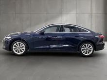Audi A5 Limousine e-hybrid quattro 220 kW in Firmamentblau Metallic