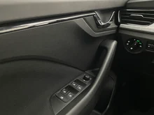 Škoda Kamiq Selection TSI in Alaska-Weiß