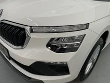 Škoda Kamiq Selection TSI in Alaska-Weiß