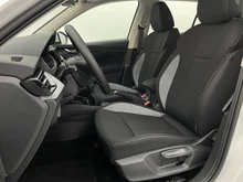Škoda Kamiq Selection TSI in Alaska-Weiß
