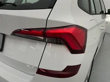 Škoda Kamiq Selection TSI in Alaska-Weiß