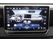 VW Tiguan 2.0 TDI 110 kW R-Line in schwarz - metallic