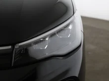 VW Tiguan 2.0 TDI 110 kW R-Line in schwarz - metallic