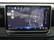 VW Tiguan 2.0 TDI 110 kW R-Line in schwarz - metallic