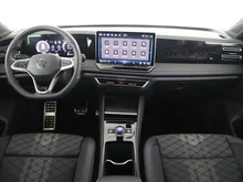 VW Tiguan 2.0 TDI 110 kW R-Line in schwarz - metallic