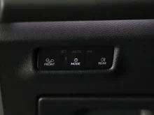 VW Tiguan 2.0 TDI 110 kW R-Line in schwarz - metallic