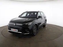 VW Tiguan 2.0 TDI 110 kW R-Line in schwarz - metallic