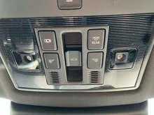 Škoda Karoq 4x4 Sportline TDI DSG in Moon-Weiß Metallic