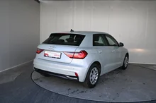 Thumbnail-Foto von Fahrzeug