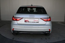 Thumbnail-Foto von Fahrzeug