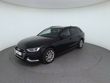 Audi A4 Avant 30 TDI advanced