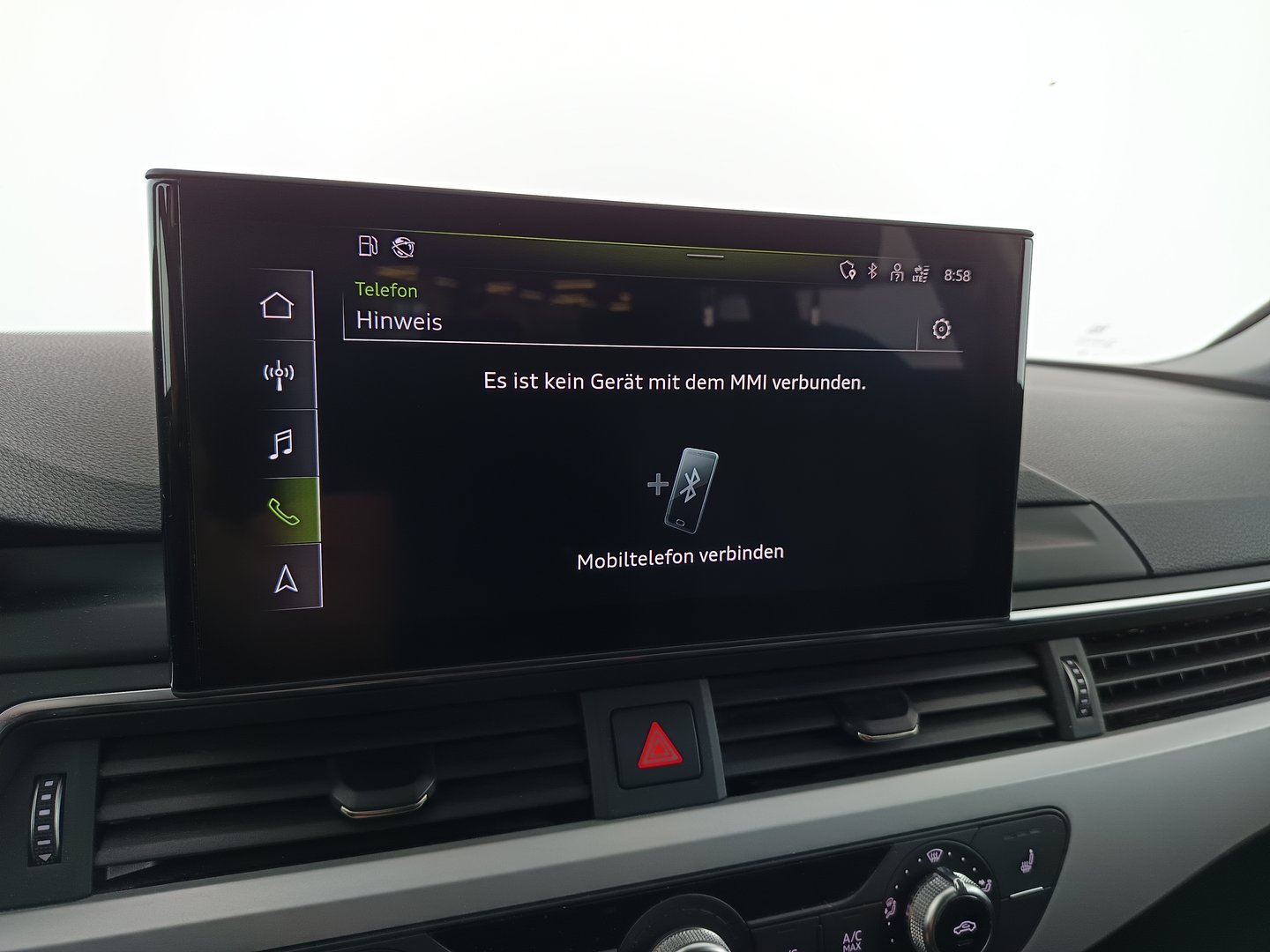 Audi A4 Avant 30 TDI advanced | Bild 22 von 34