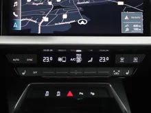 Audi A3 Sportback 35 TDI S line exterieur in MYTHOSSCHWARZ METALLIC