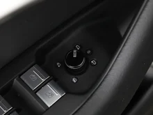 Audi A6 Avant 40 TDI quattro Sport in MYTHOSSCHWARZ METALLIC