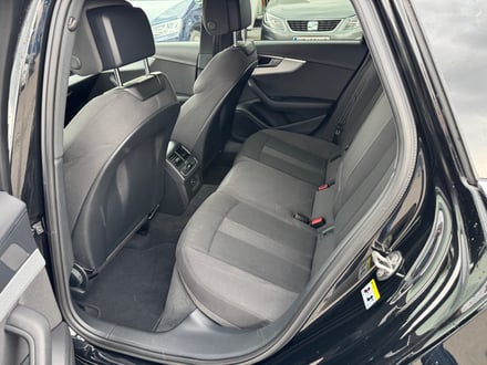Audi A4 Avant 45 TDI quattro Aut.