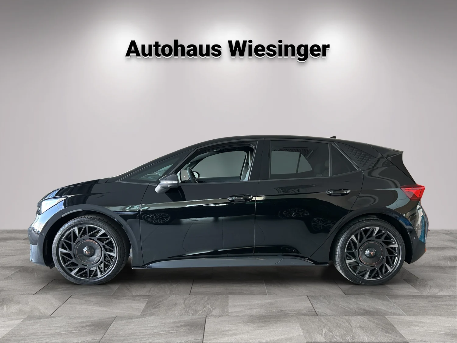 Bild eines Born 79/84 e-Boost 170kW/231PS