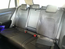 VW Golf Variant Business mHeV TSI DSG in Delfingrau Metallic
