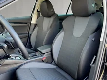 Škoda Octavia Combi Selection TDI DSG in Black-Magic Perleffekt