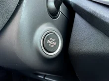 Škoda Octavia Combi Selection TDI DSG in Black-Magic Perleffekt