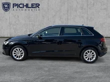 Audi A3 Sportback SB 1.2 TFSI Attraction in 0E Mythosschwarz Metallic