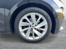Škoda Enyaq 60 in Black-Magic Perleffekt
