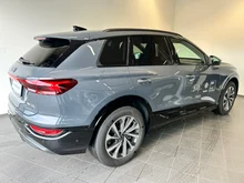 Audi Q6 e-tron quattro business in Magnetgrau