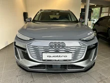 Audi Q6 e-tron quattro business in Magnetgrau