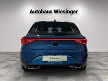 SEAT Leon FR Edition 1.5 TSI 115 PS in Saphir-Blau Metallic