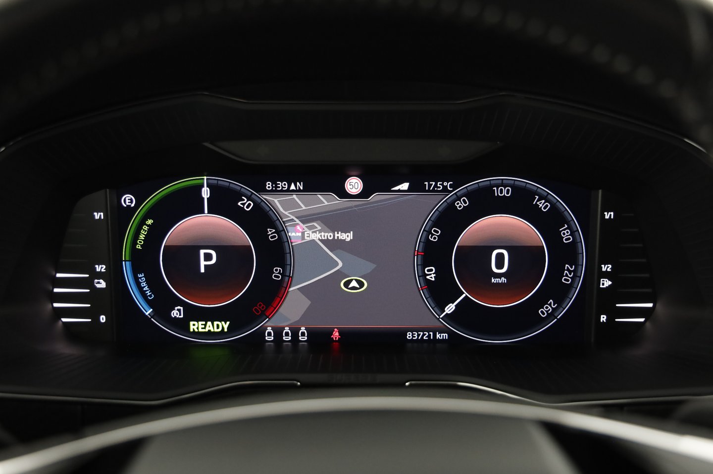 Škoda SUPERB Combi iV SPORTLINE DSG | Bild 17 von 29