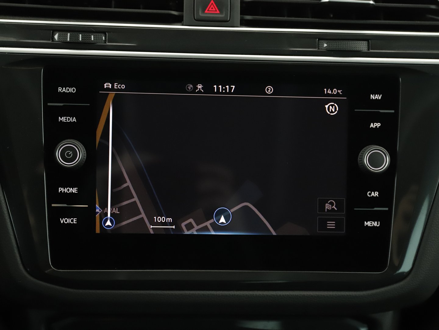 VW Tiguan Elegance TDI SCR 4MOTION DSG | Bild 15 von 21