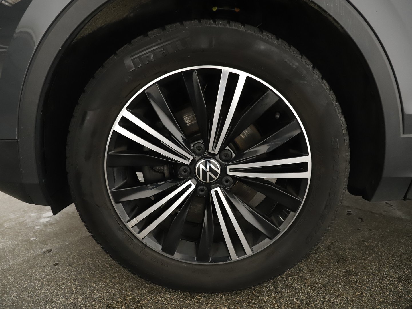 VW Tiguan Elegance TDI SCR 4MOTION DSG | Bild 21 von 21