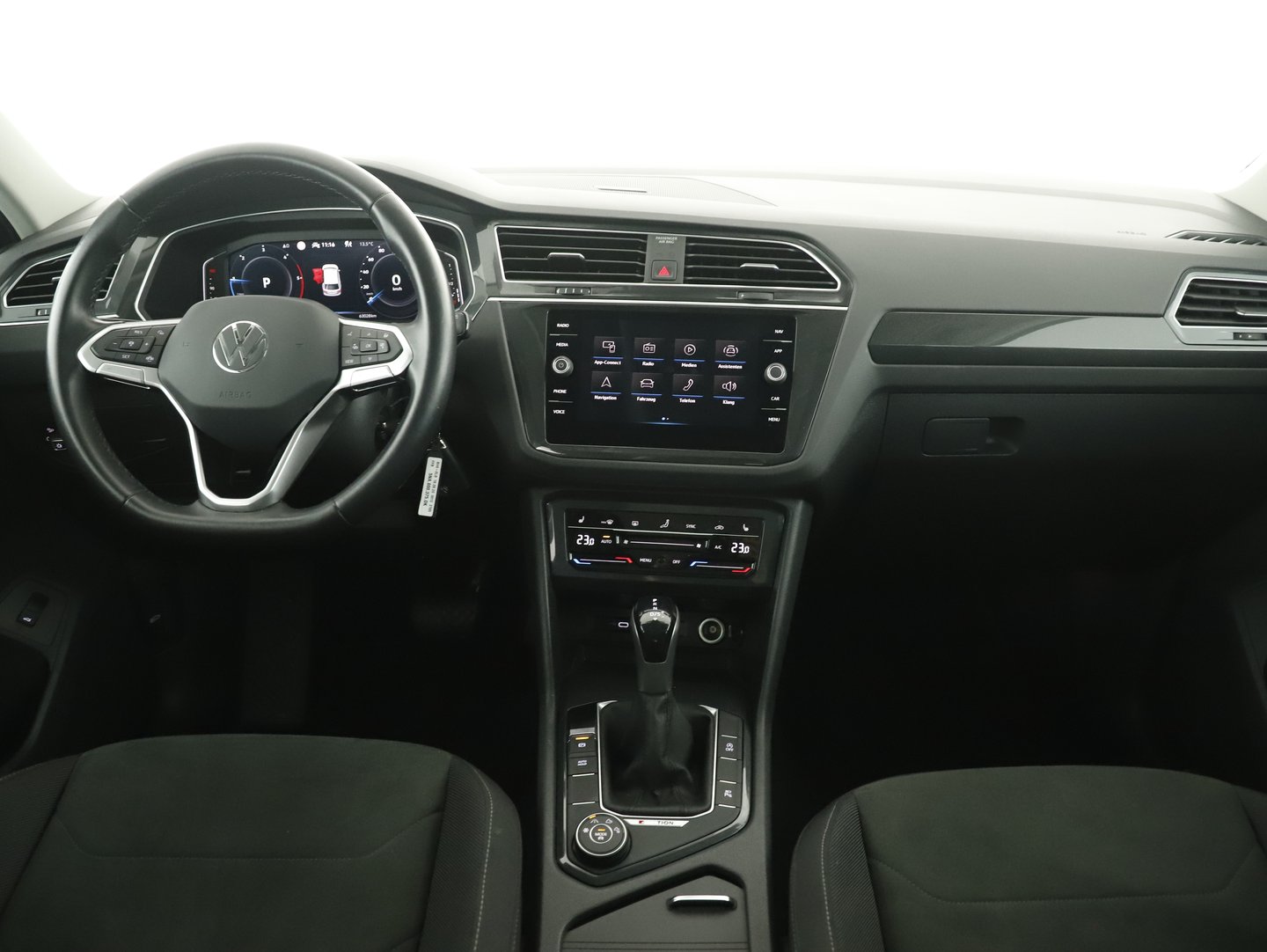 VW Tiguan Elegance TDI SCR 4MOTION DSG | Bild 16 von 21