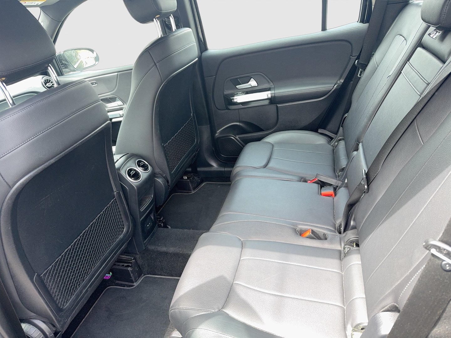 Mercedes GLB 180 d Aut. | Bild 20 von 25