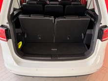 VW Touran Life TSI DSG in 0Q Pure White