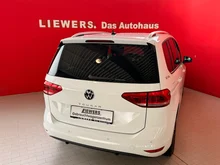 VW Touran Life TSI DSG in 0Q Pure White