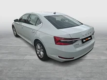 Škoda Superb Style TDI DSG in Moon-Weiß Metallic